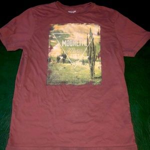 Magenta T-shirt (moonlite)